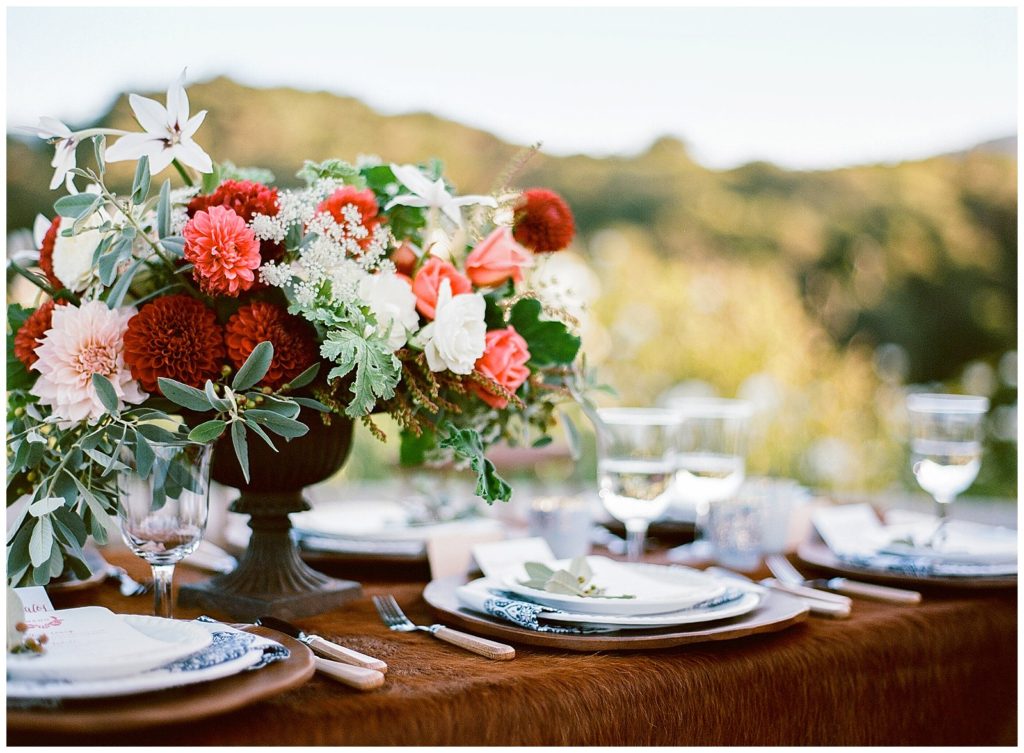 fall tablescape for wedding