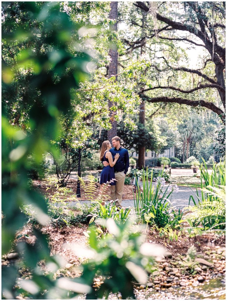 Dorothy B. Oven Park Engagement Photos || The Ganeys