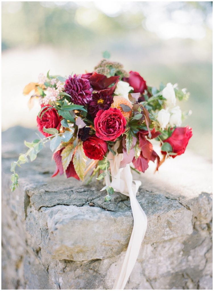 Red and maroon bouquet || The Ganeys