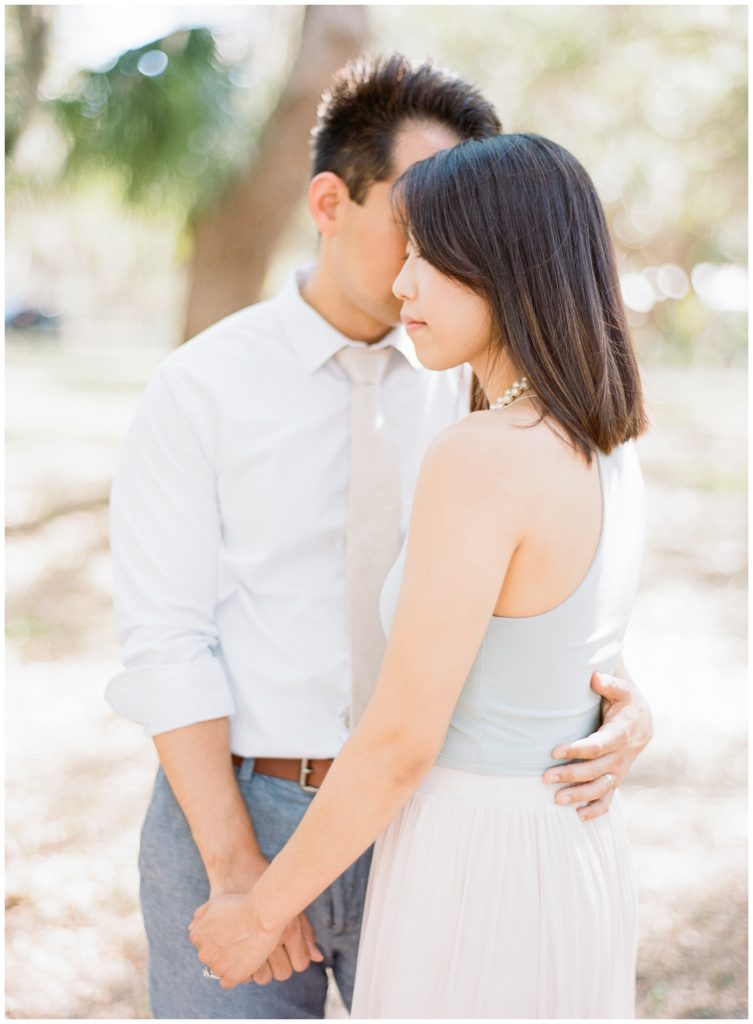 What to wear to your engagement session || The Ganeys