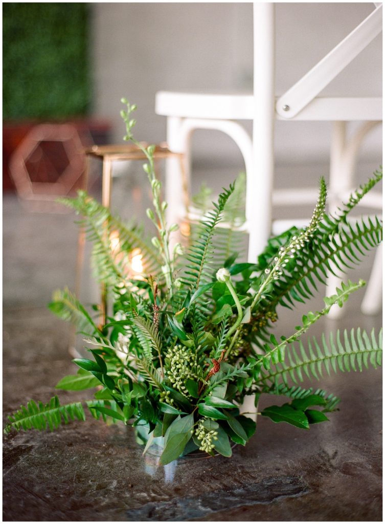 Modern Greenery wedding ceremony styled by Amber Veatch Designs || The Ganeys