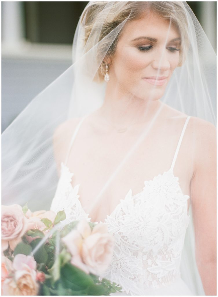 Nautral bridal makeup by Beaute Savage, Still Floral, Bourbon and Blush Events || The Ganeys