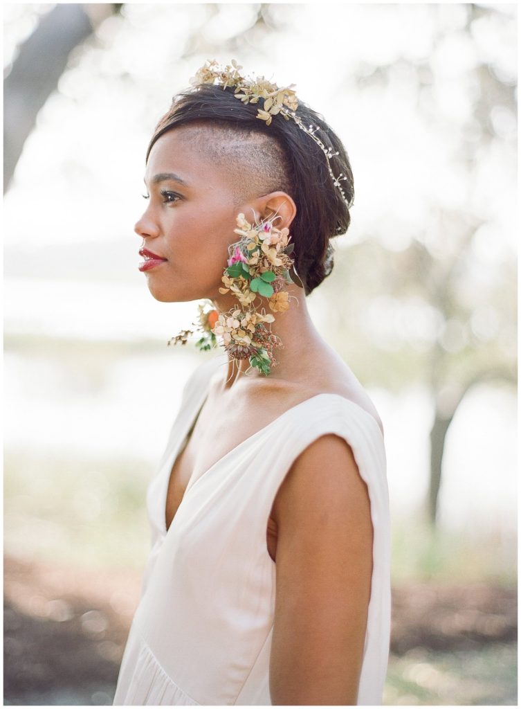Floral earrings || The Ganeys