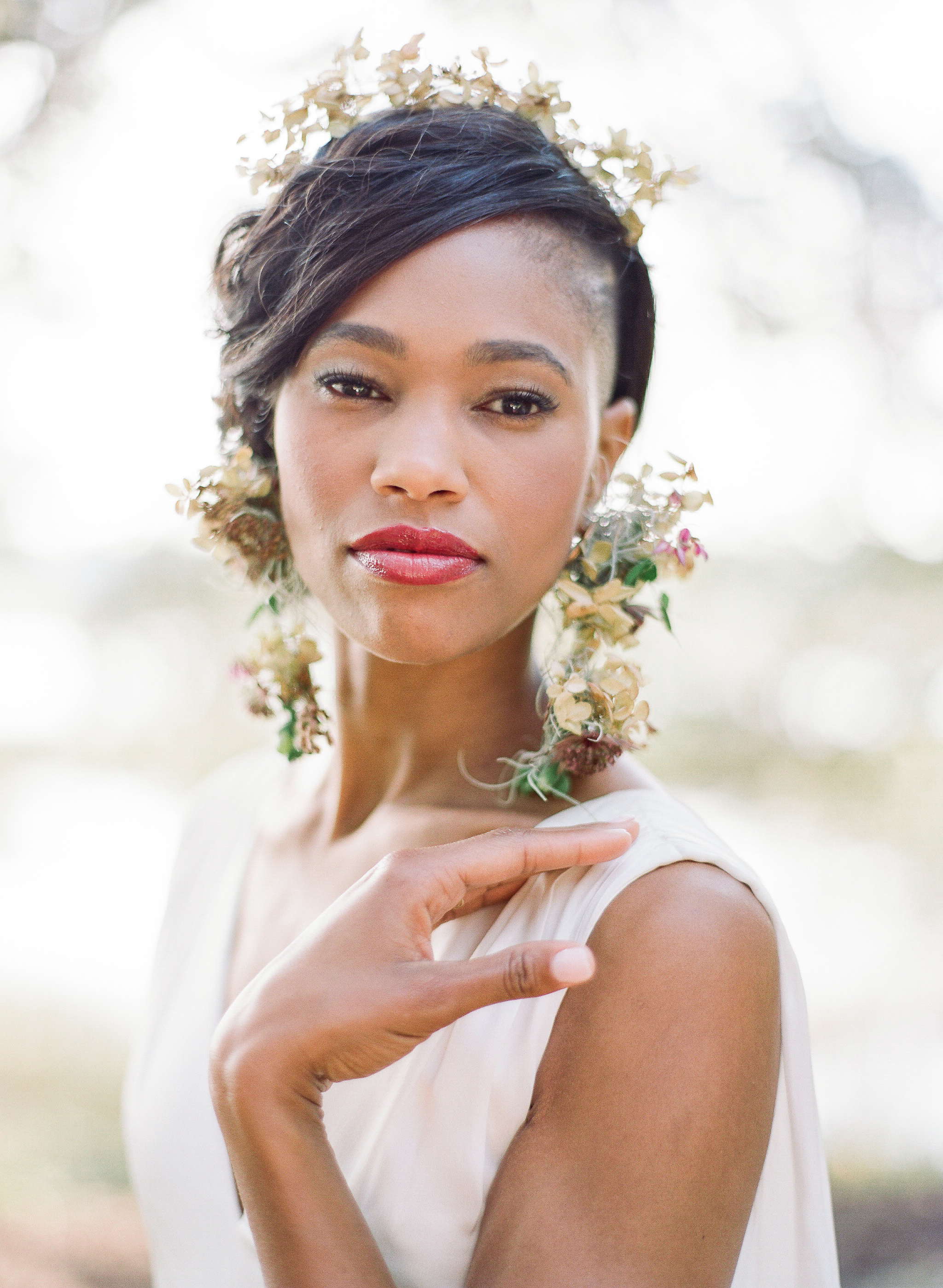 Minimalistic Bridal Inspiration || The Ganeys