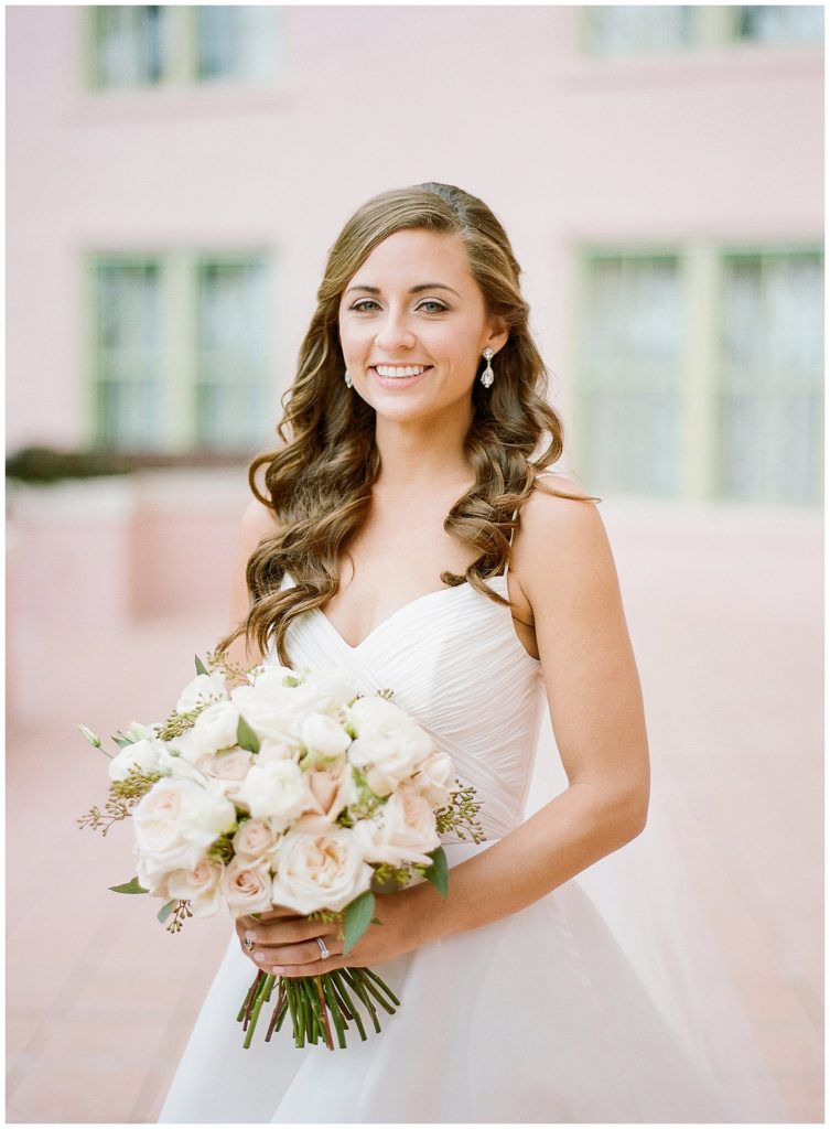 Classic Bridal look by Style Hair and Makeup at the Vinoy St Pete #floridawedding #fineartwedding || The Ganeys
