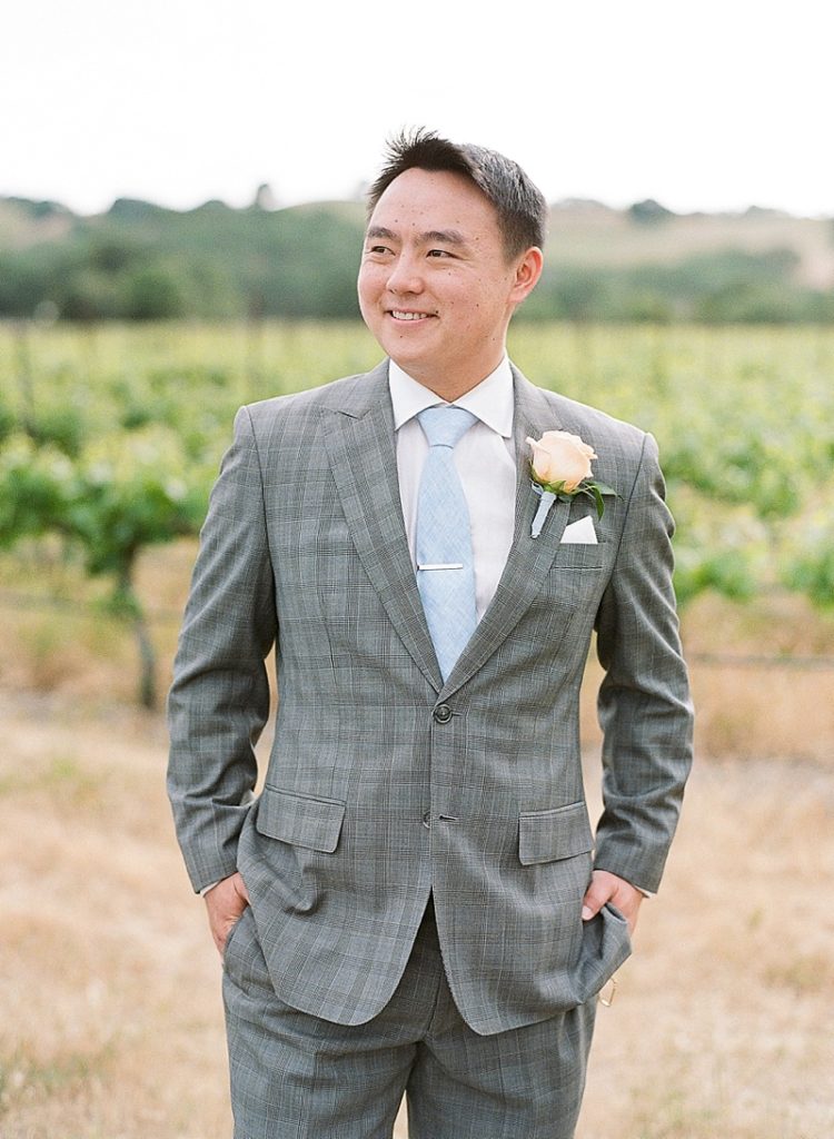 Gray suit for groom on wedding || The Ganeys