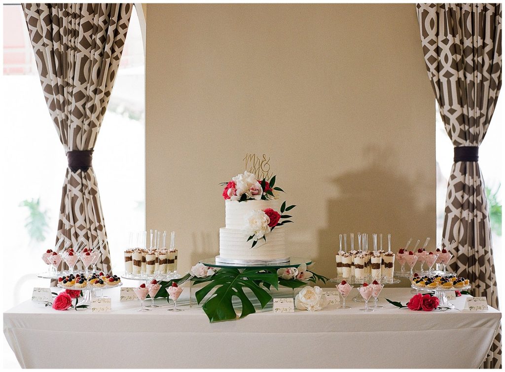 Hands on Sweets two tiered wedding cake