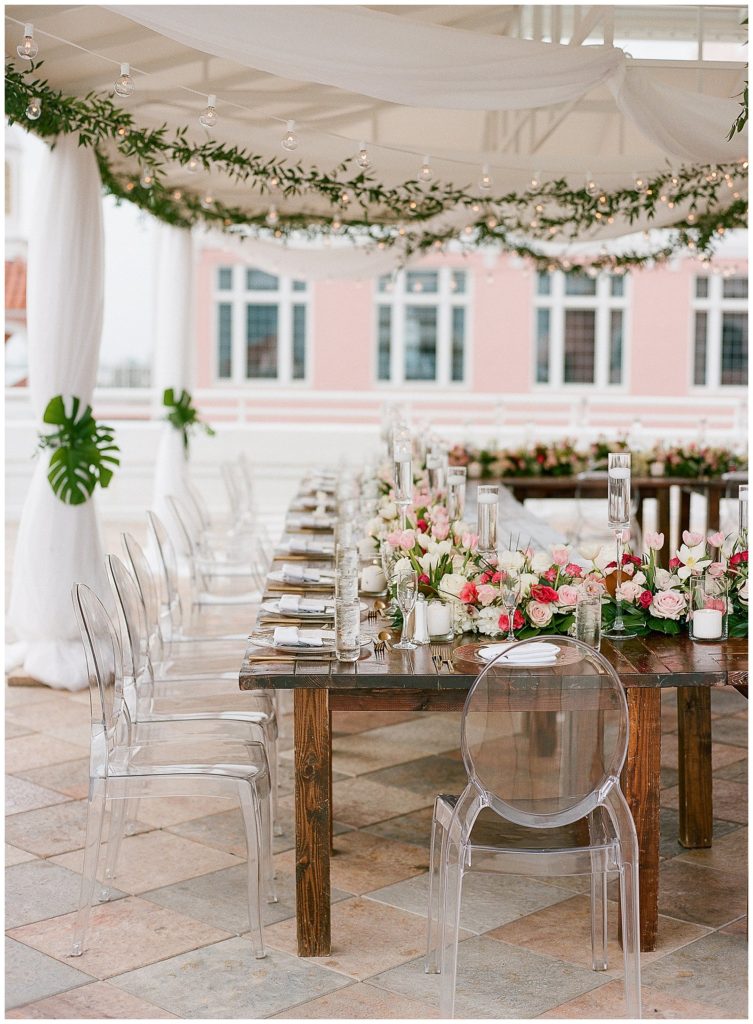 Pink and white floral garland for tropical wedding at the Don CeSar, flowers by FH Events, Planning by Tres Chic Southern Weddings || The Ganeys