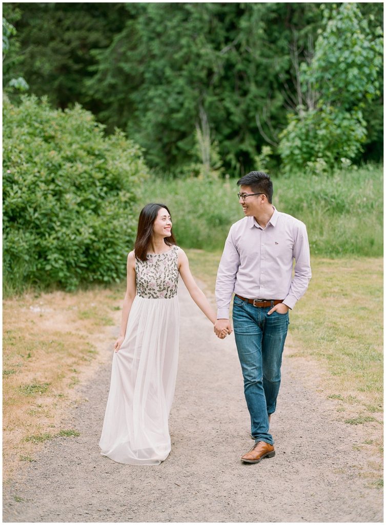 Discovery Park Engagement Photos || The Ganeys