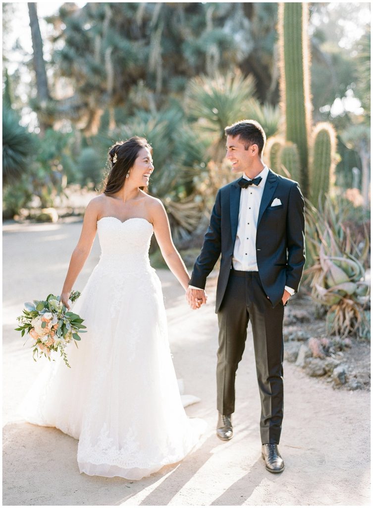 Desert wedding photos || The Ganeys