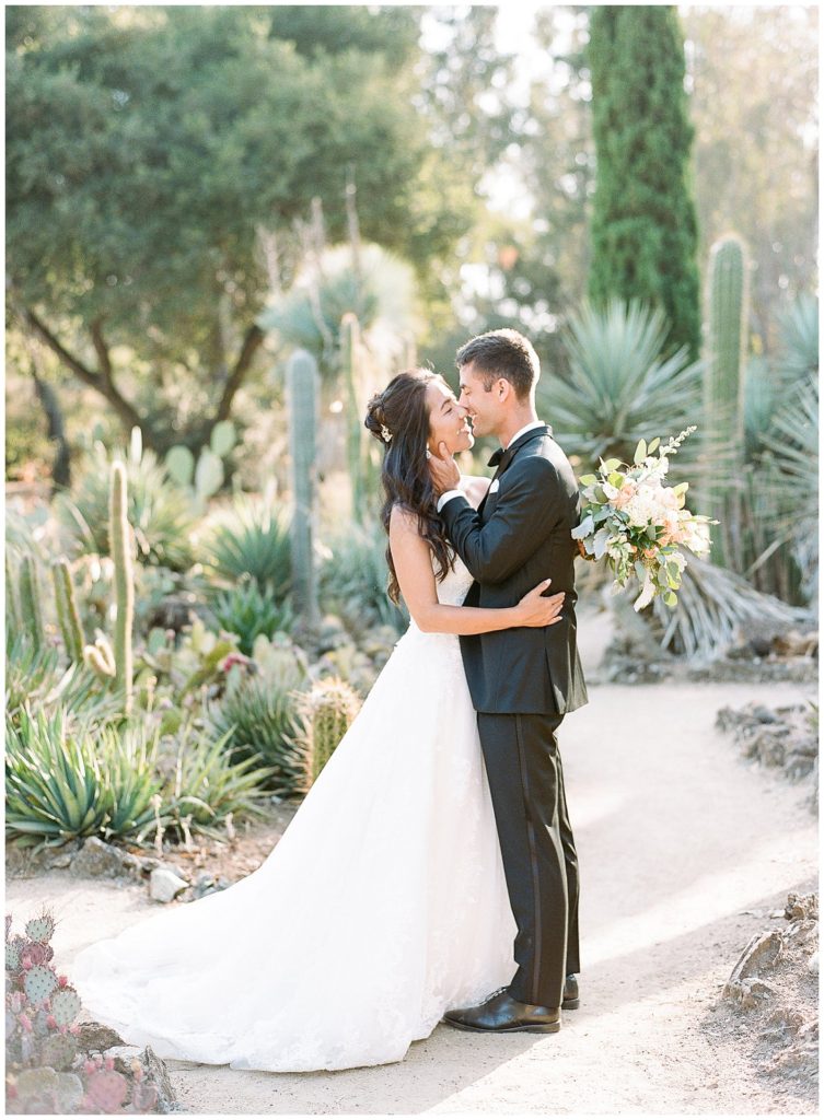 Arizona Cactus Garden Wedding Photos || The Ganeys
