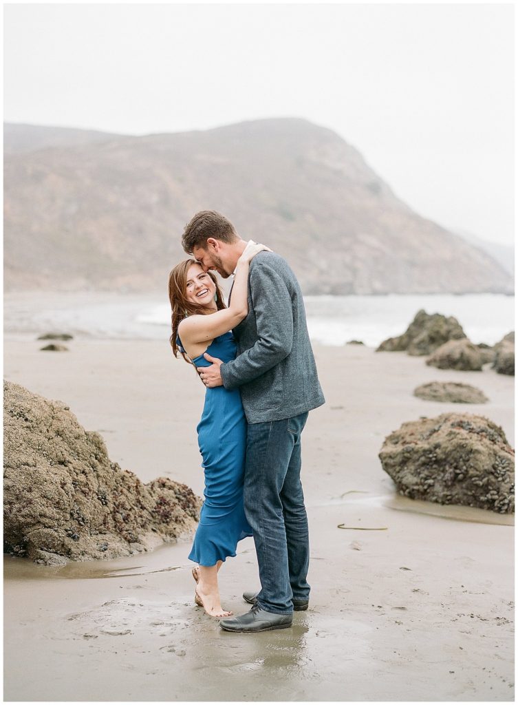 Royal blue dress from Anthropologie engagement photos || The Ganeys