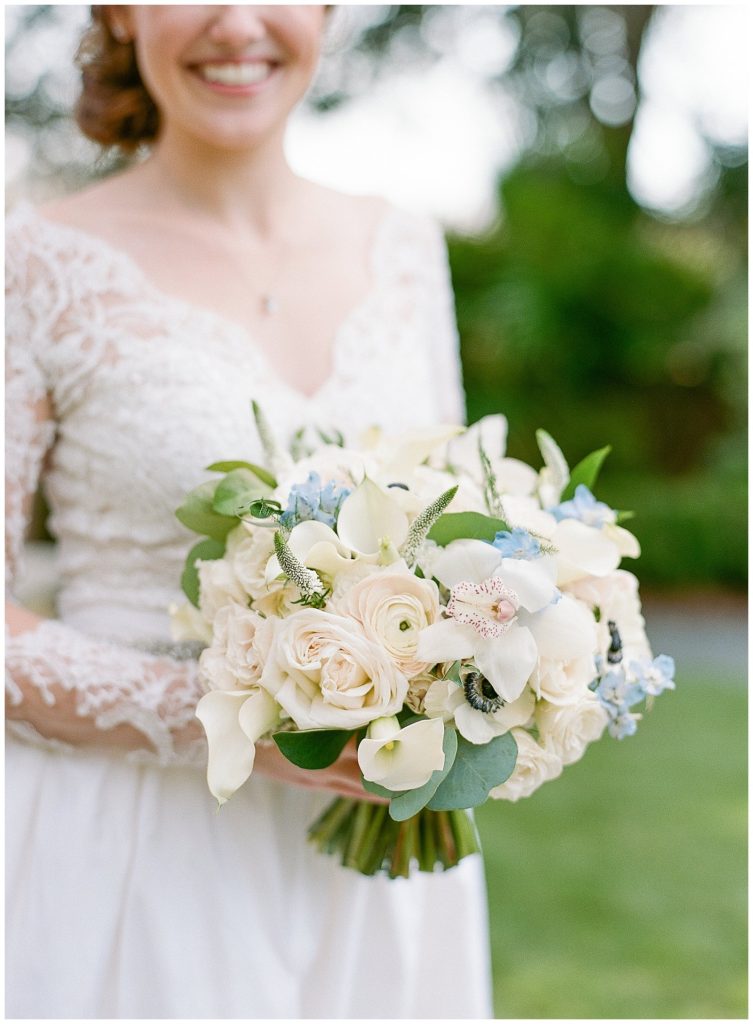 Annie's Plants Bouquet with white and greenery orchids ranunculous roses and anemones || The Ganeys