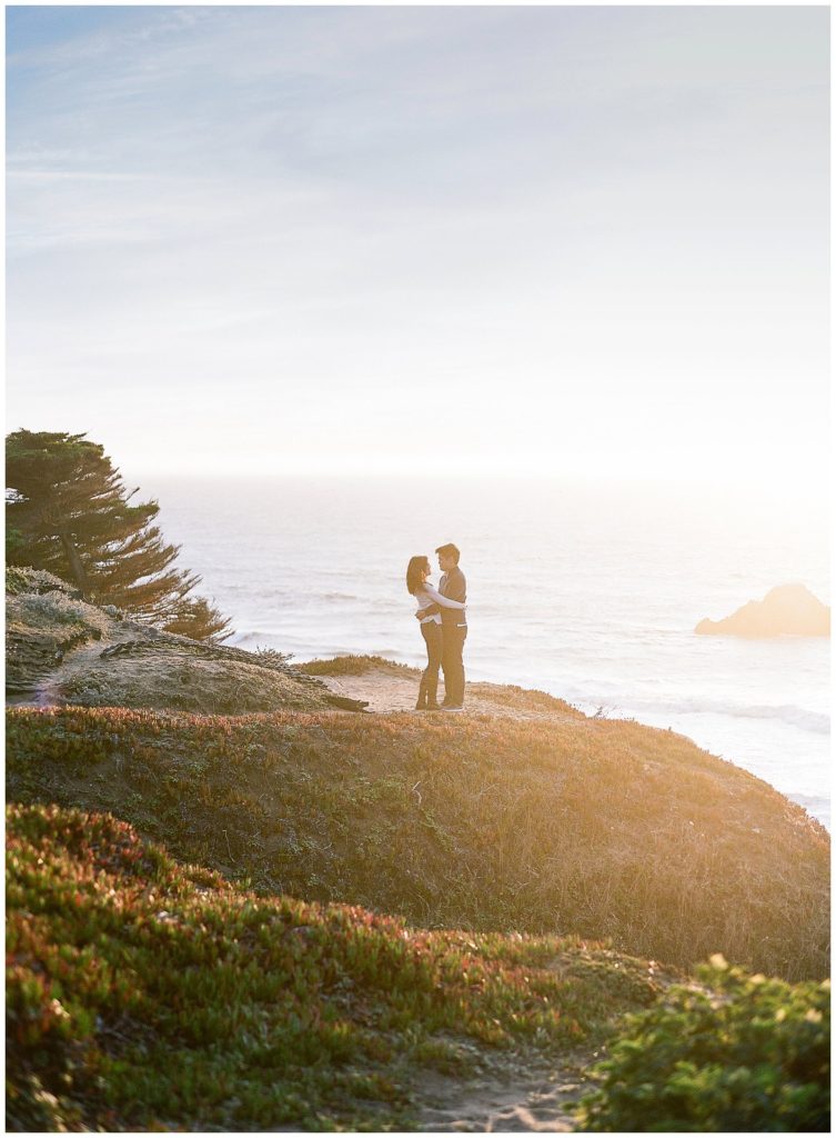 Land's End engagement photos || The Ganeys