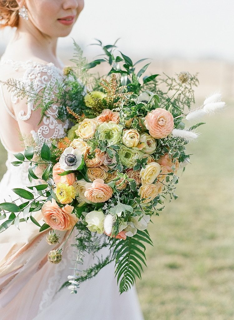 Sarah's Garden Design bouquet with peach and yellow color palette || The Ganeys