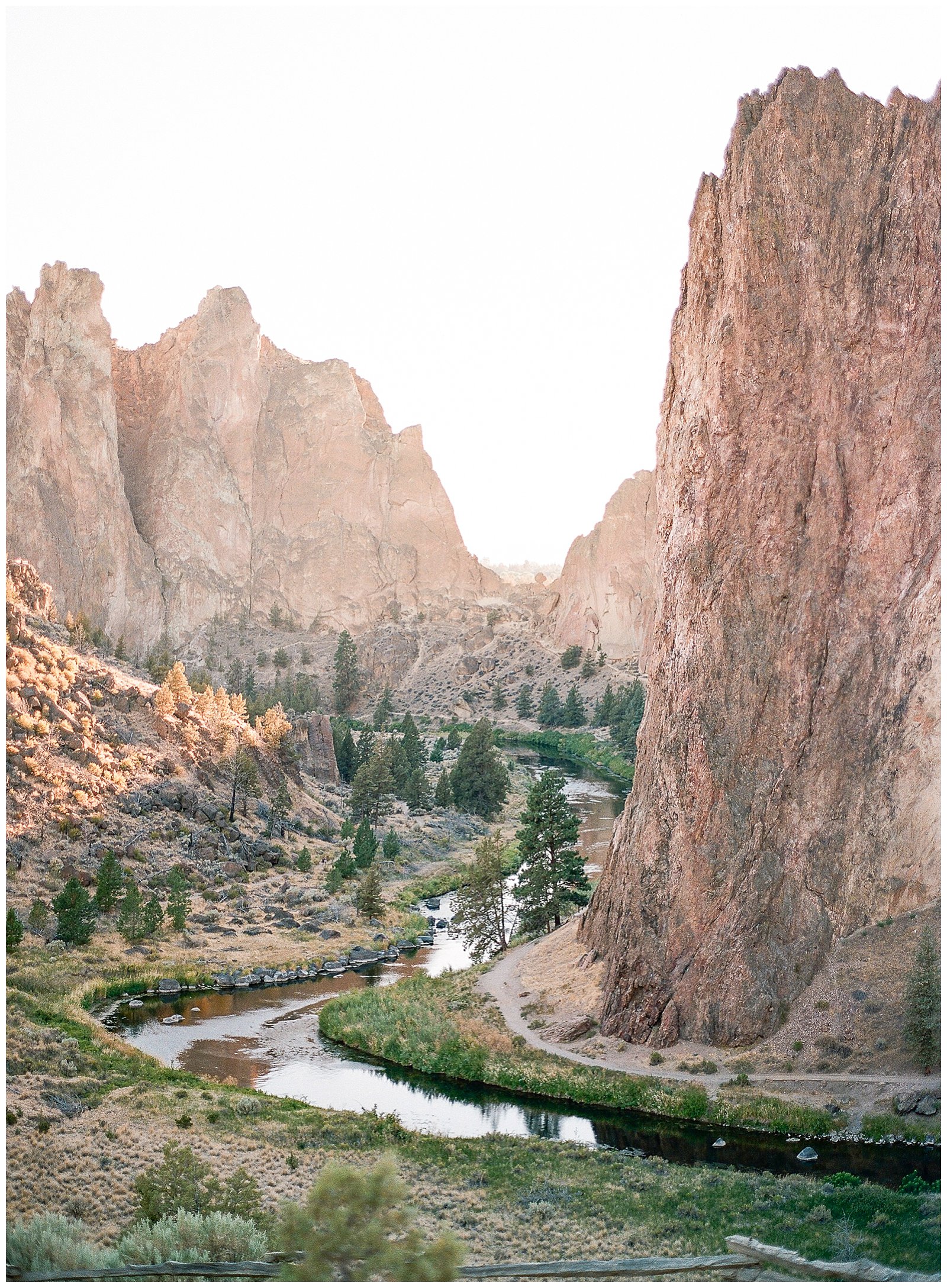 Smith Rock State Park Engagement || The Ganeys