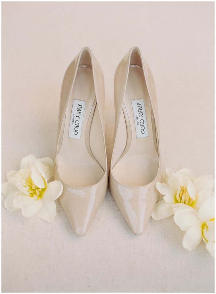 Nude Jimmy Choos for bride || The Ganeys