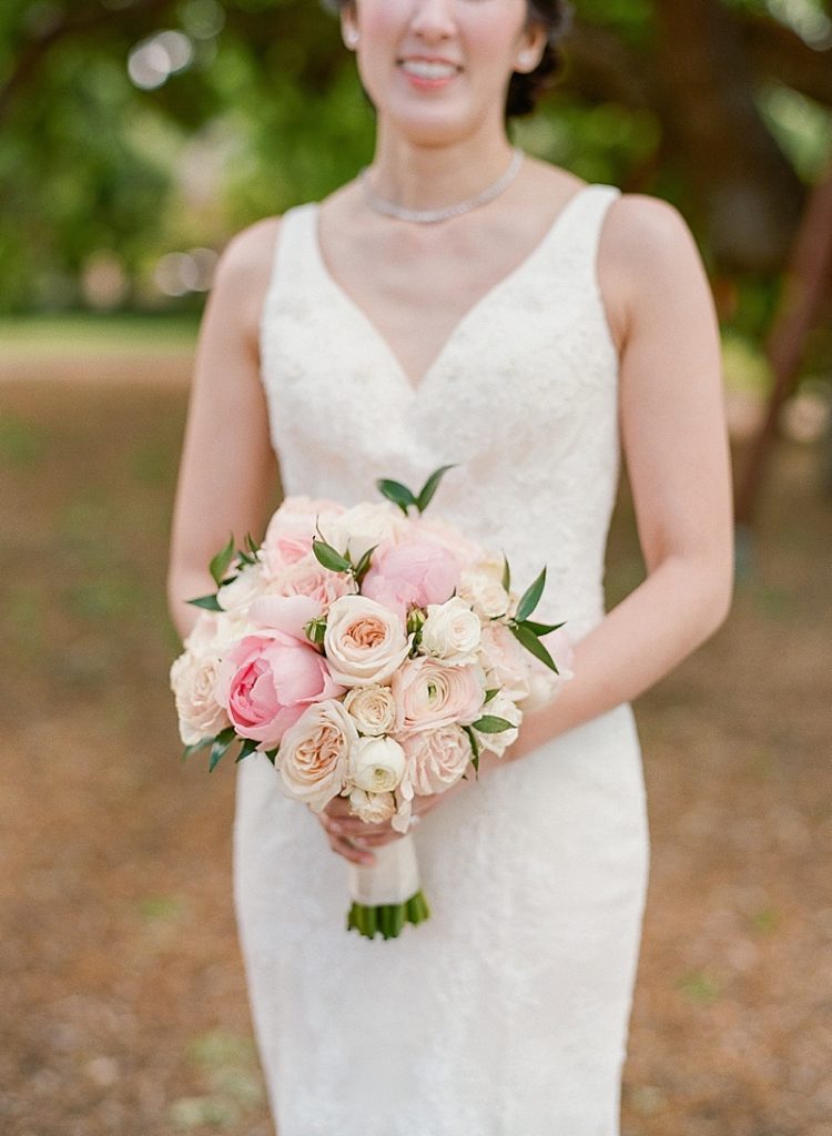 Anne Mendenhall Wedding bouquet with white and blush peonies || The Ganeys