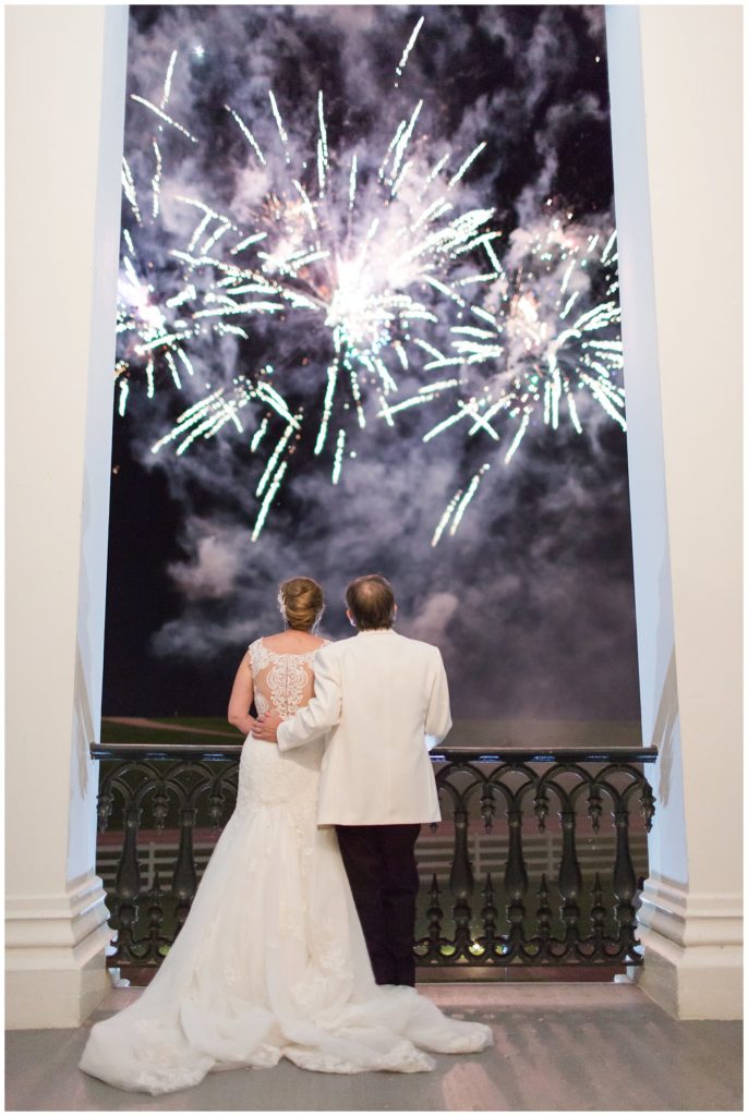 Firework exit at Nottoway Plantation || The Ganeys