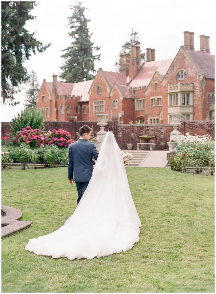 Thornewood Castle wedding photos