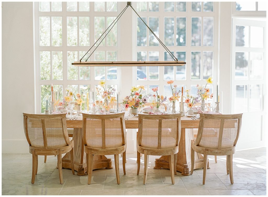 Spring tablescape inspiration Theoni