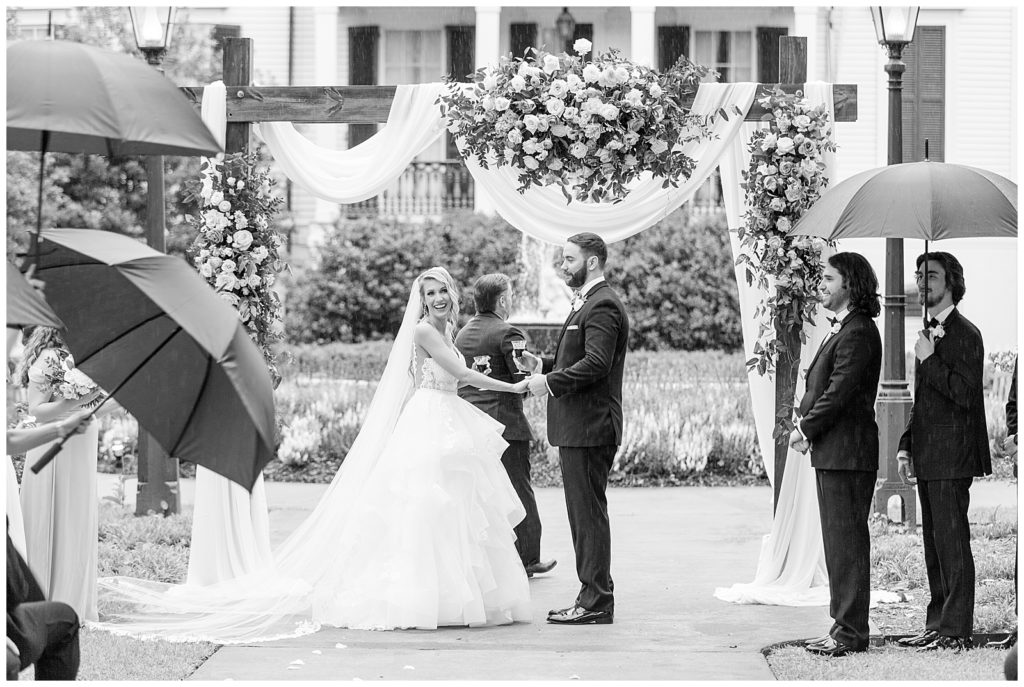 Rainy wedding ceremony at Nottoway