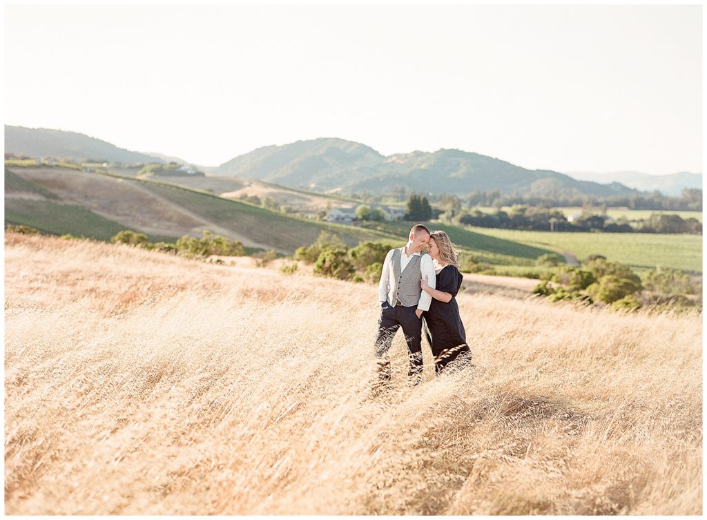 engagement photos in Napa with black dress