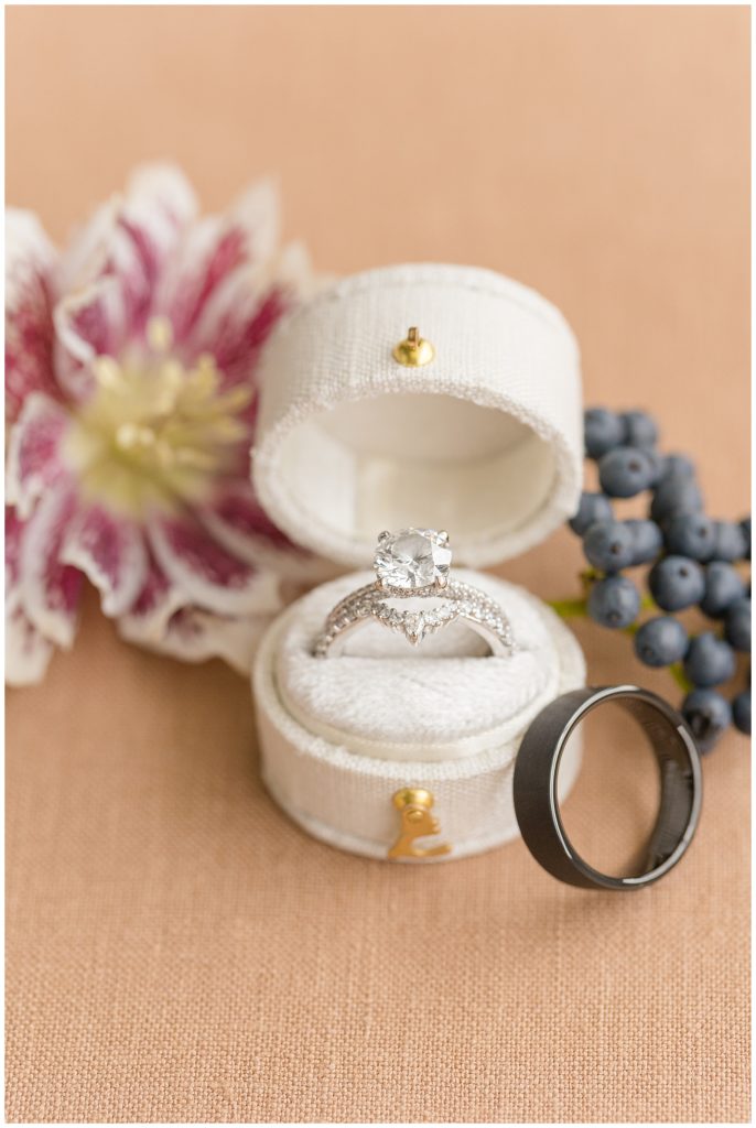wedding ring detail photo with Styling archives ring box