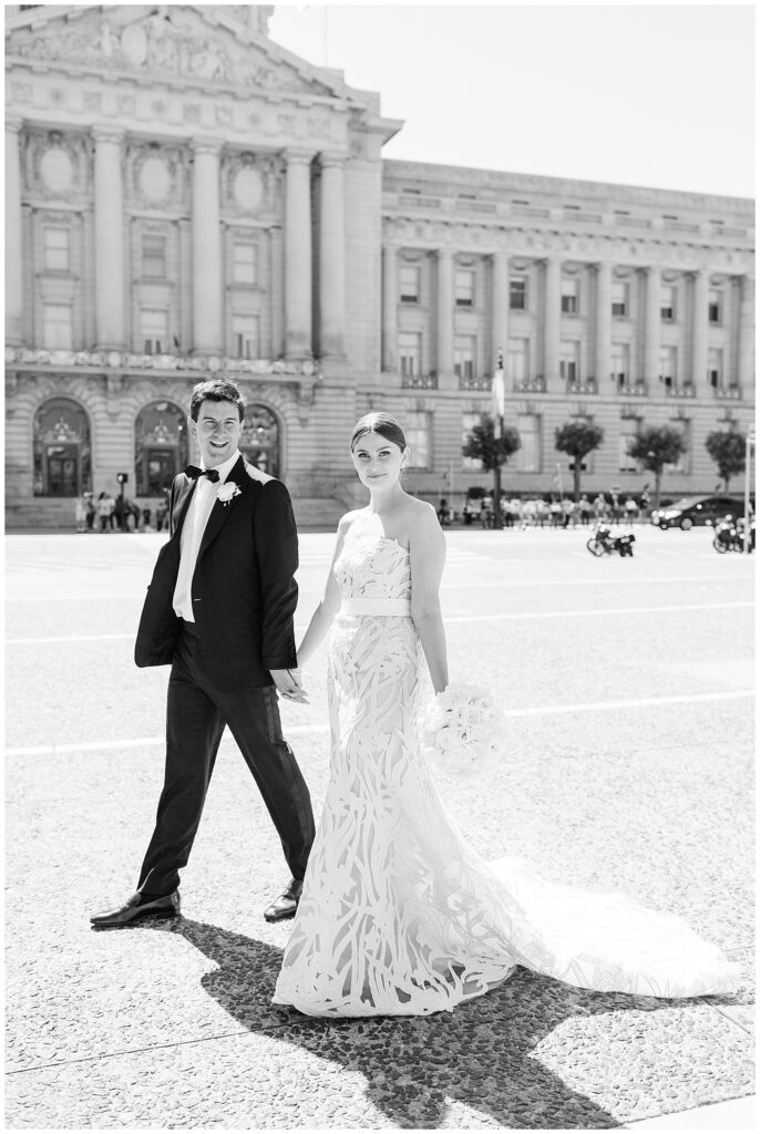 timeless San Francisco City hall wedding with oscar de la renta gown